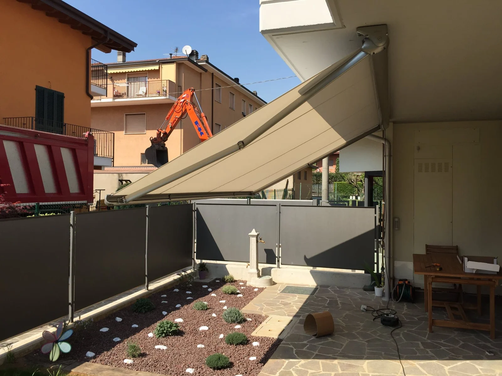 Installazione di tenda da sole TendaBerg, foto 05